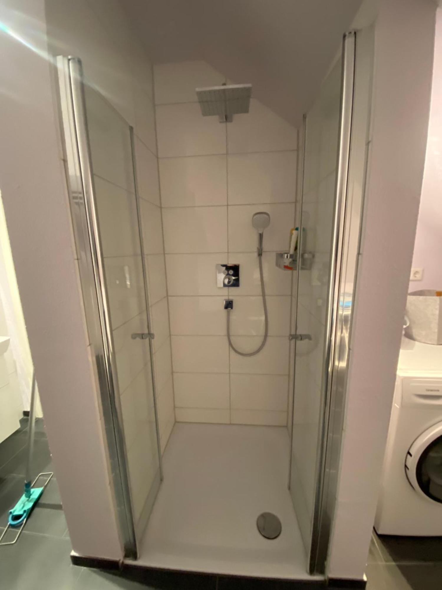 Zimmer Am Bachlauf Гелзенкирхен Екстериор снимка